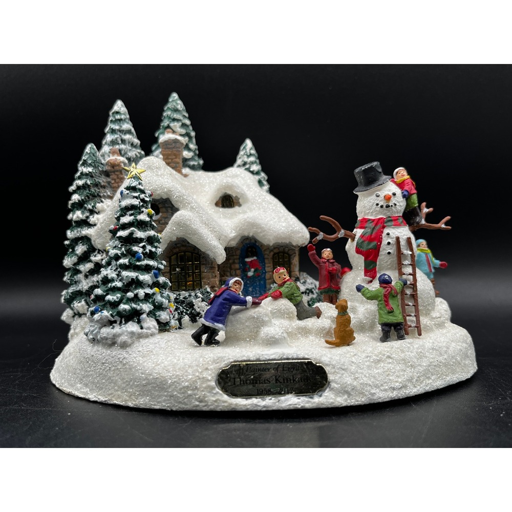 Thomas Kinkade Painter of Light Everett's Cottage Lighted Snowman Winter Scene